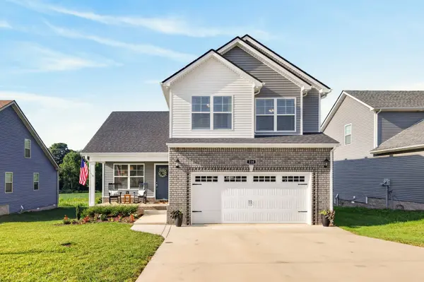 210 Ardell Dr, Clarksville, TN 37040