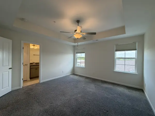 200 Kinsale Dr, Spring Hill, TN 37174