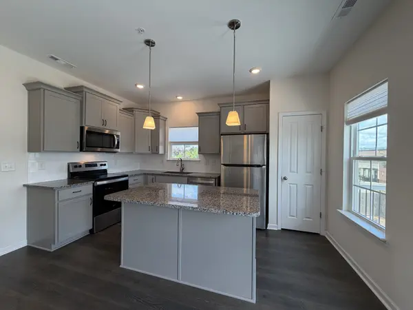 200 Kinsale Dr, Spring Hill, TN 37174