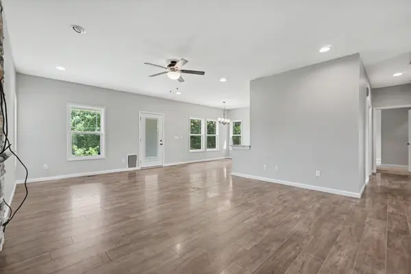 3000 Noble Ct, Waco, KY 40385