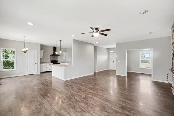 3000 Noble Ct, Waco, KY 40385