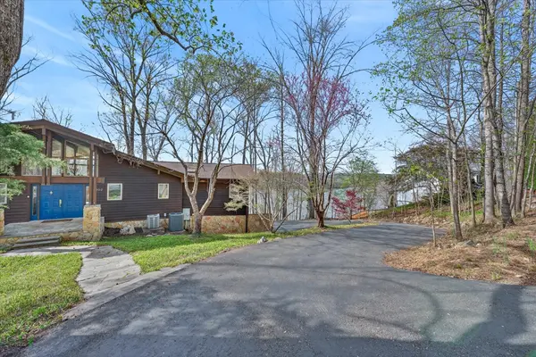 203 Whispering Hills Dr, Dover, TN 37058