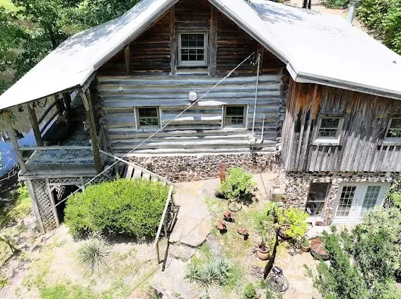 620 Eva Flatwoods Rd, Eva, TN 38333