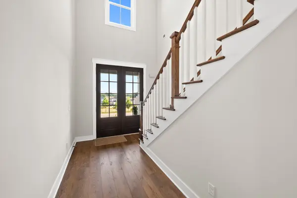 2744 Morrow Ln, Columbia, TN 38401