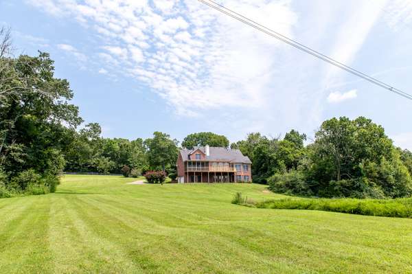 1711 Lawrence Rd, Franklin, TN 37069