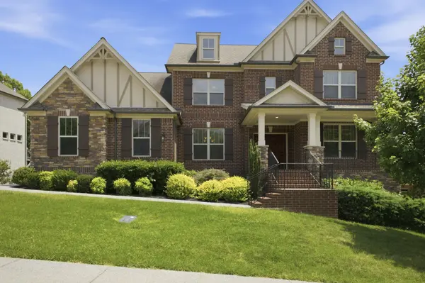 6764 Falls Ridge Ln, College Grove, TN 37046