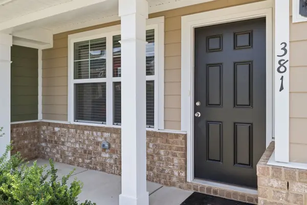 381 Ezra St, Pleasant View, TN 37146