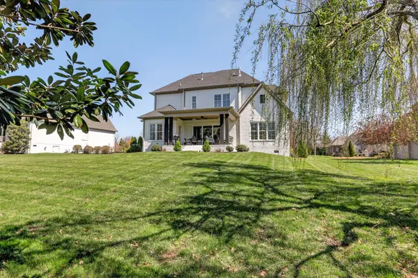 1244 Potter Ln, Gallatin, TN 37066