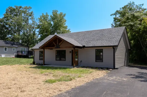 249 N Walnut St, Hohenwald, TN 38462