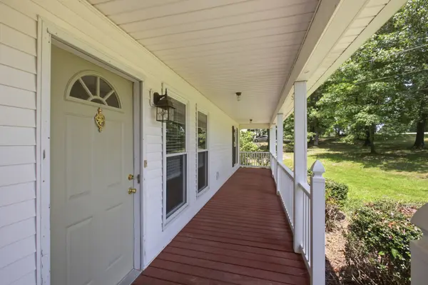 1466 W Grab Creek Rd, Dickson, TN 37055