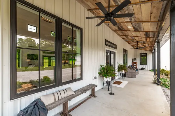 1243 Madison Creek Rd, Goodlettsville, TN 37072