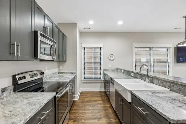 143 Gale Park Ln, Nashville, TN 37204