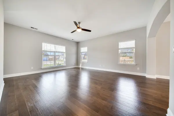 1398 Wentworth Drive, Gallatin, TN 37066