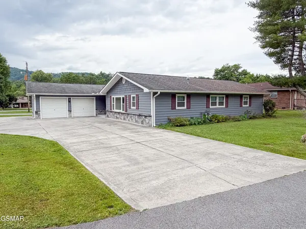 302 Park View Circle, Pigeon Forge, TN 37863