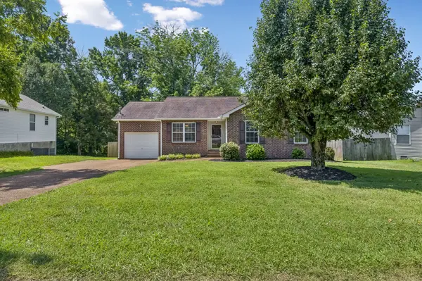 1465 Brighton Cir, Old Hickory, TN 37138
