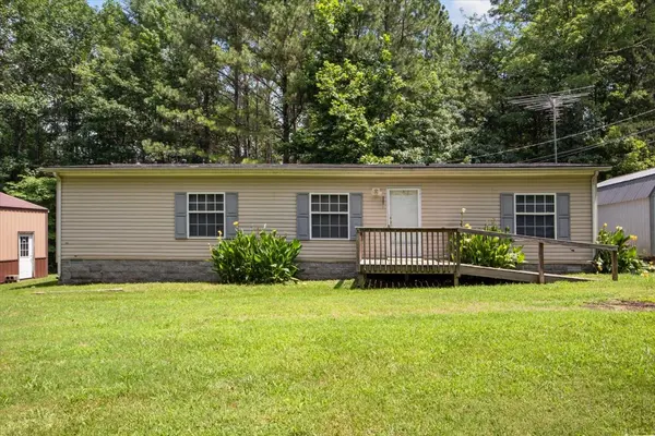 211 Old Stagecoach Ln, Erin, TN 37061