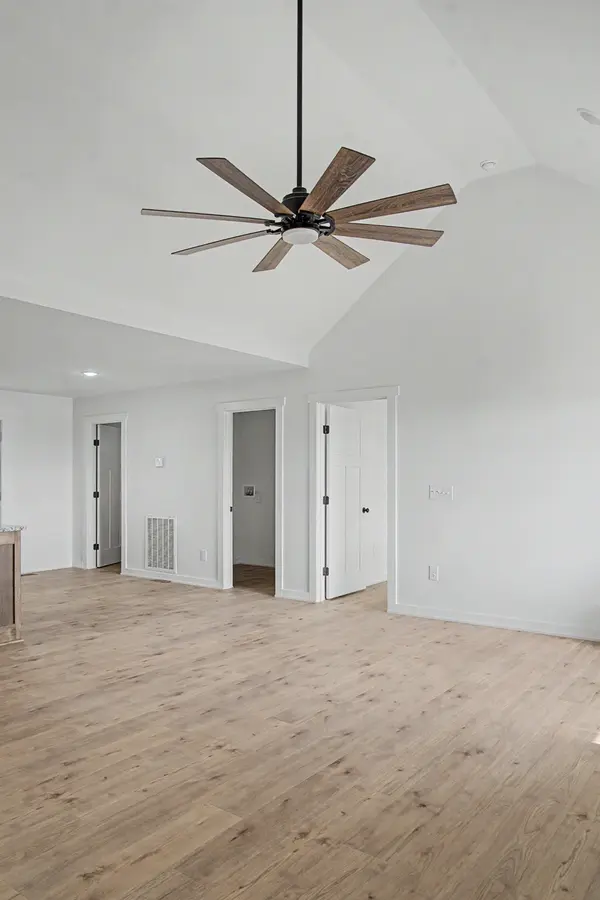 137 Martha Circle, Lafayette, TN 37083