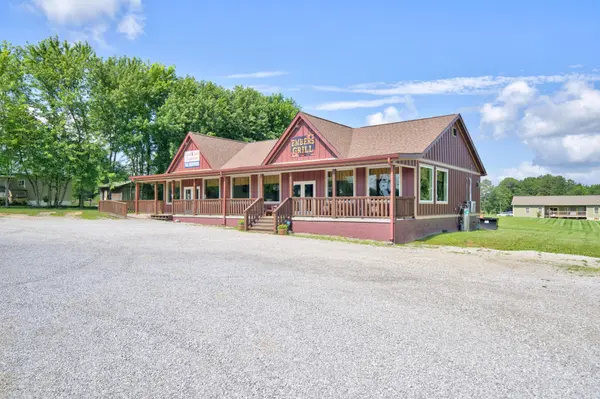 6204 S York Hwy, Clarkrange, TN 38553