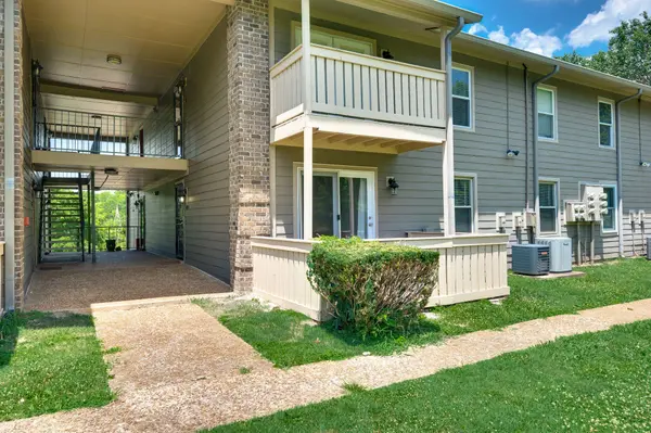 709 Ashlawn Pl, Nashville, TN 37211