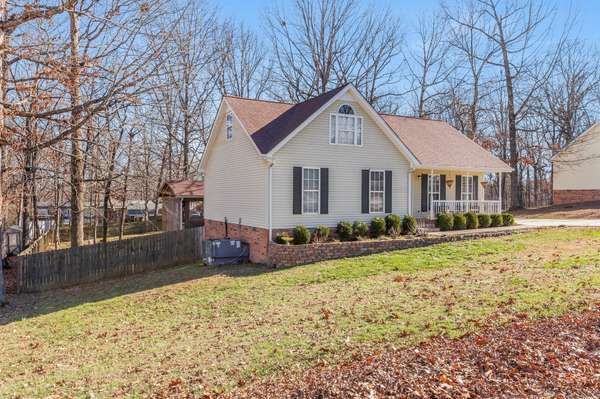 115 Sherron Dr, Dickson, TN 37055