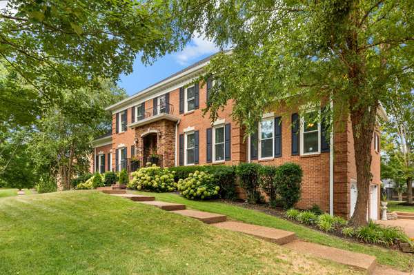 8240 Moores Ln, Brentwood, TN 37027