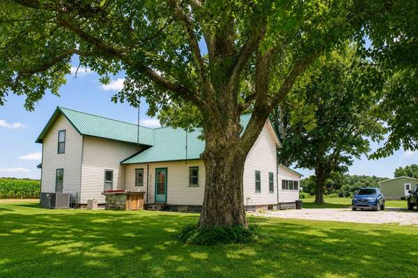 260 Campbellsville Pike, Ethridge, TN 38456