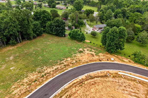 16 Brook View Dr, Cookeville, TN 38501