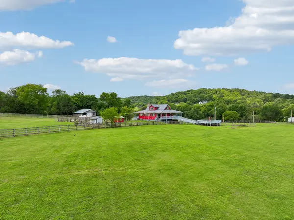 177 Spurlock Ln #&  157 Spurlock Ln, Hickman, TN 38567
