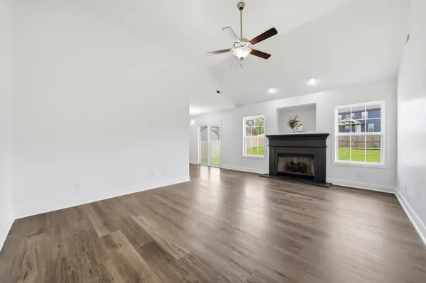 1854 Macarther Way, Clarksville, TN 37042