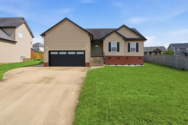1854 Macarther Way, Clarksville, TN 37042