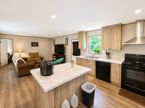 114 Lock Seven Ln, Carthage, TN 37030
