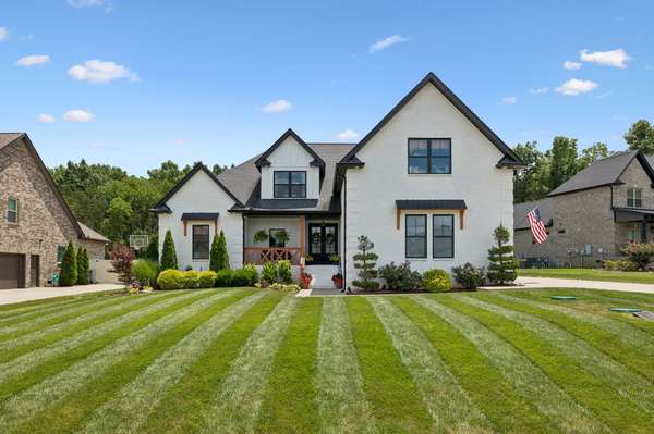7763 Brenda Ln, Murfreesboro, TN 37129