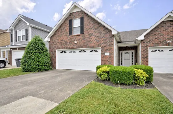 3818 HARVEST RDG, Clarksville, TN 37040
