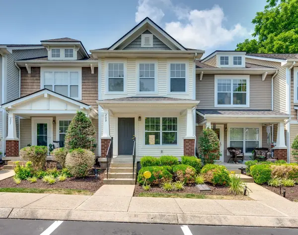 209 Shadow Glen Dr, Nashville, TN 37211