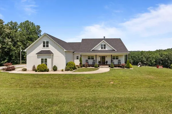 4251 Spring Valley Rd, Cumberland City, TN 37050