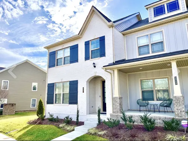 1707 Shadow Green Dr, Franklin, TN 37064