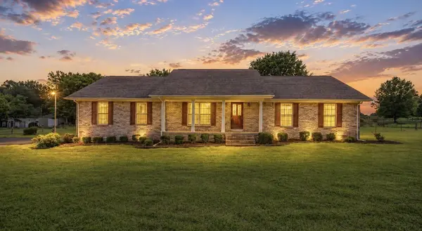 442 S Military St, Loretto, TN 38469