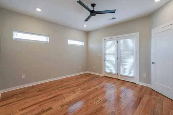 109 Duke St #D, Nashville, TN 37207