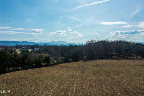 2340 Old Newport Highway, Sevierville, TN 37876