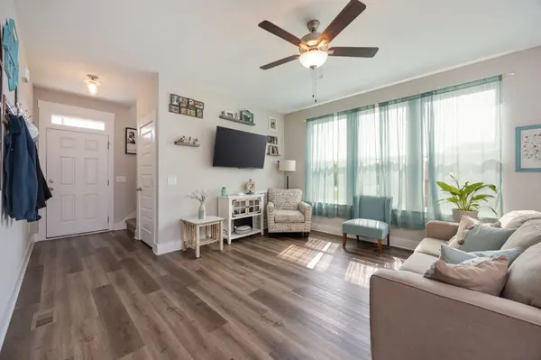 8415 Highway 25 #E, Cross Plains, TN 37049