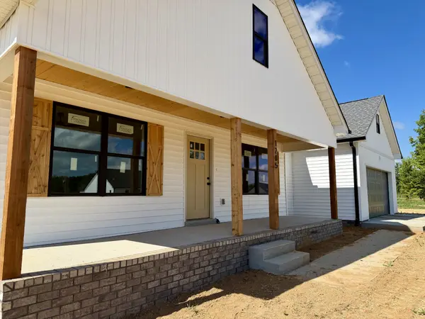 1285 Vickie Ln, Portland, TN 37148