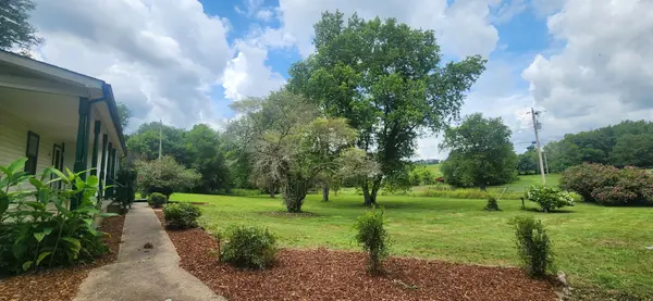 2877 Bryant Rd, Culleoka, TN 38451