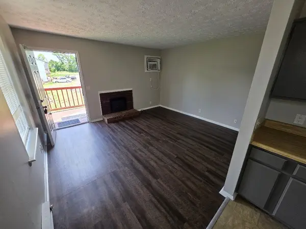 1317 Pierce Rd B, Madison, TN 37115
