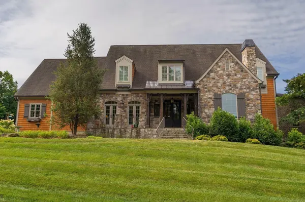 2488 Bugle Call Way, Signal Mountain, TN 37377