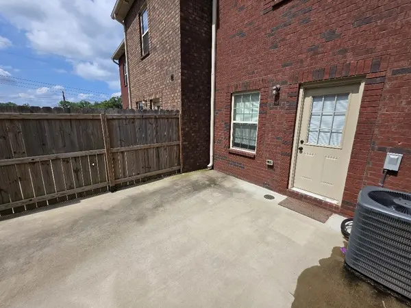 550 Peachers Mill Rd #E3, Clarksville, TN 37042