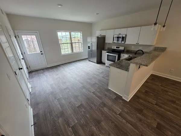 550 Peachers Mill Rd #A1, Clarksville, TN 37042