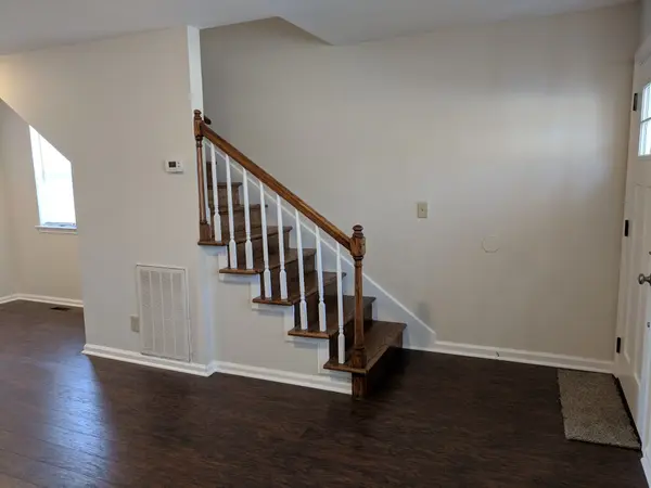 519 Moore Ave #B, Nashville, TN 37203
