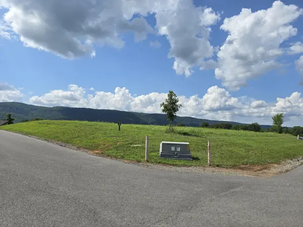 18 Farmview Way, Dunlap, TN 37327