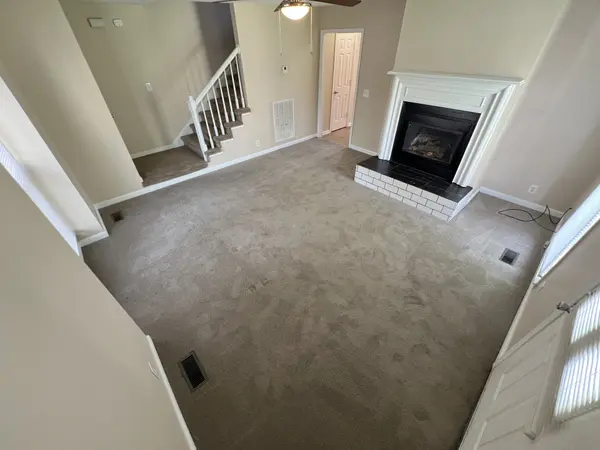 1002 Silver Point Dr, Murfreesboro, TN 37130