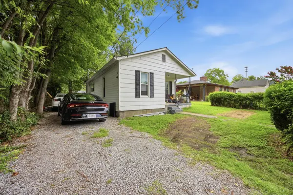 2009 Robbins Street, Chattanooga, TN 37404